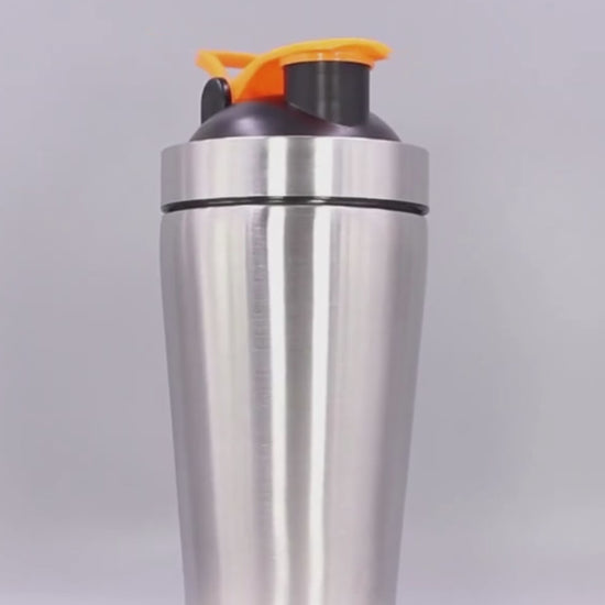 Demo of Dukes Metal shaker being opened, the lid being twisted off and the cap being sealed and unsealed.